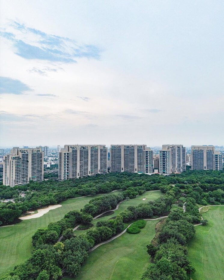 Exterior View, dlf-the-camellias 6+ Bedroom 9000 Sq.Ft. Apartment In Sector 42 Gurgaon 9267939