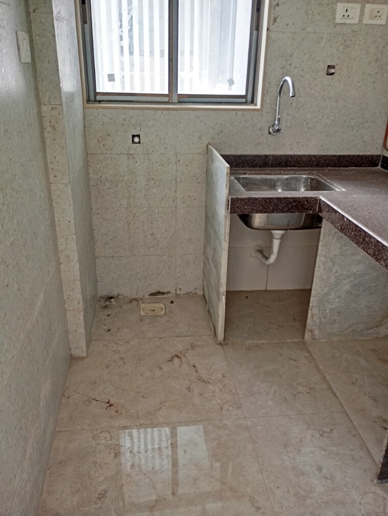 Bathroom, crystal-paradise-residences 1 Bedroom 405 Sq.Ft. Apartment In Andheri East Mumbai 9267951