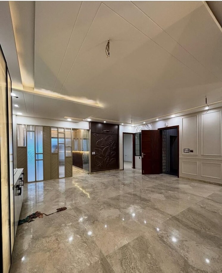 Room, bp-homes 3 Bedroom 250 Sq.Yd. Builder Floor In Sector 85 Faridabad 9268048