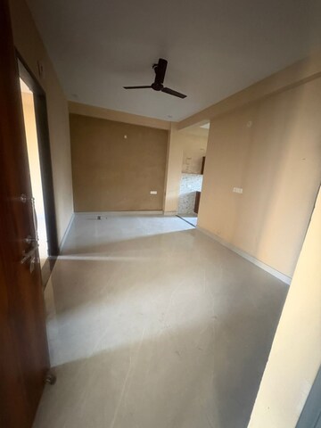 Room in 2 BHK Builder Floor at Palam Vihar Residents Association, Palam Vihar – for Rent