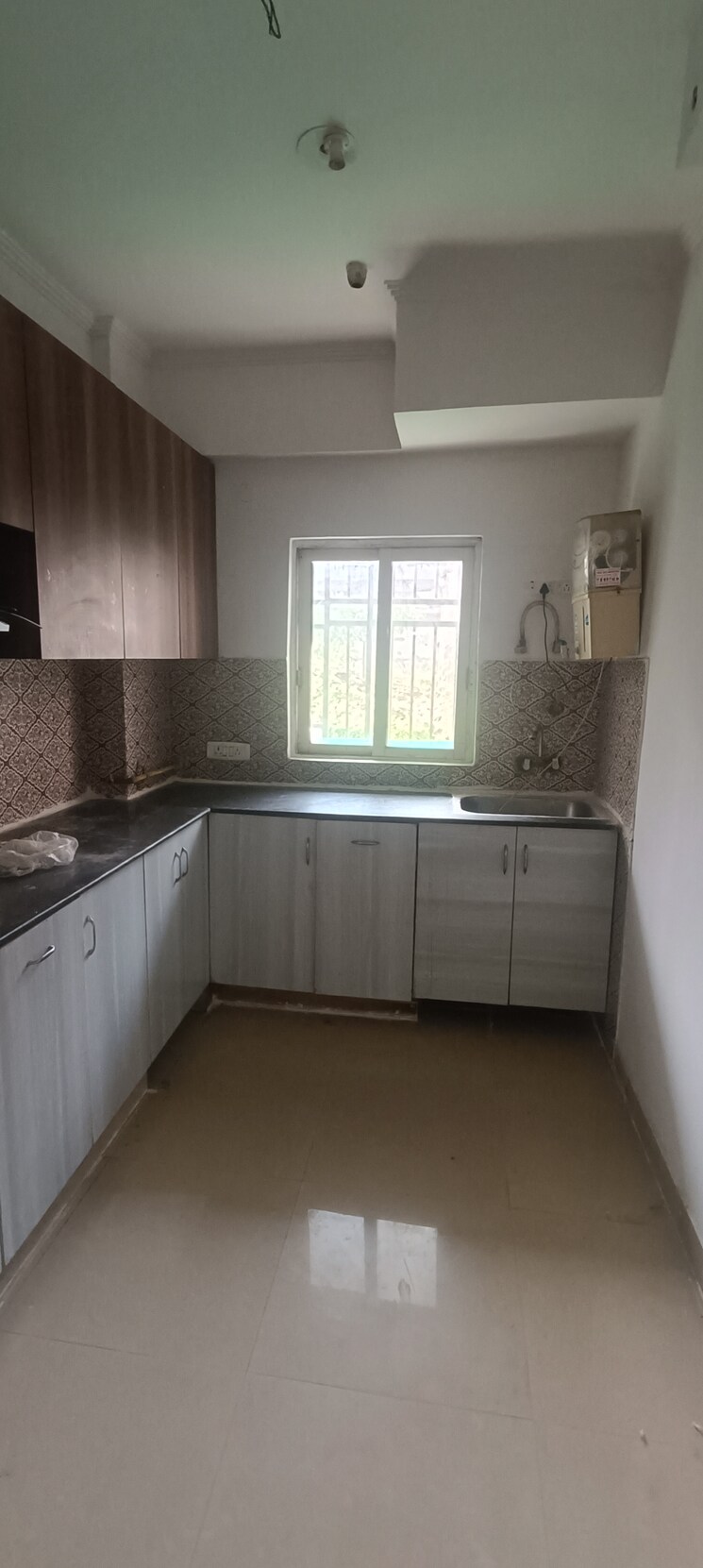 Kitchen, aims-golf-city 2 Bedroom 950 Sq.Ft. Apartment In Sector 75 Noida 9268060