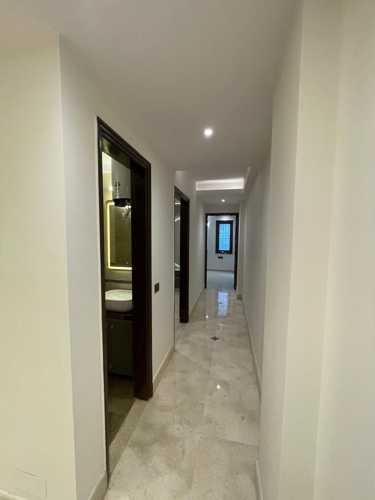 undefined, east of kailash 3 Bedroom 1440 Sq.Ft. Builder Floor In East Of Kailash Delhi 9268085