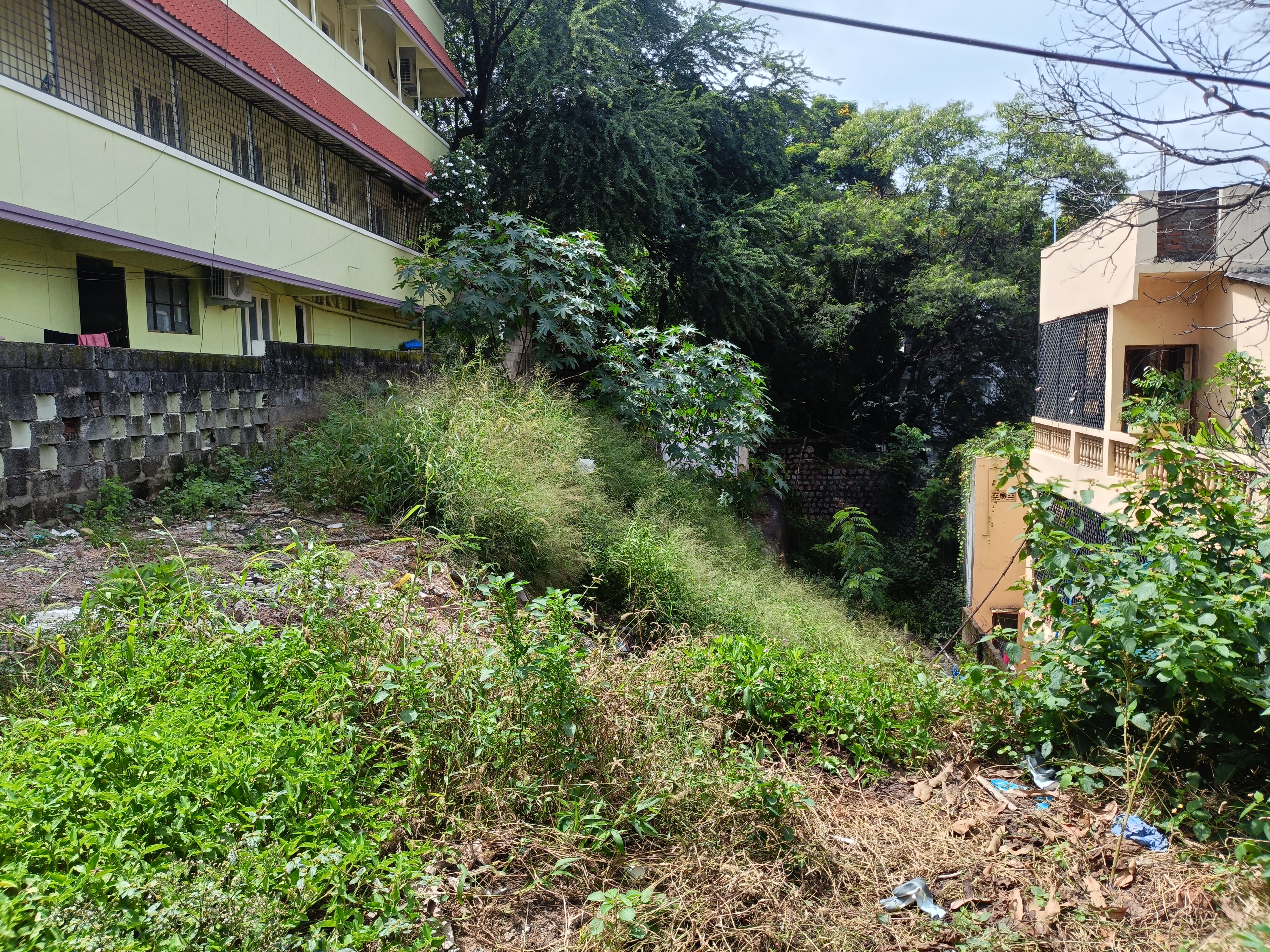 Plot For Sale in Lahari Jublee hills