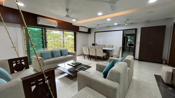 Living Room in 4 BHK Apartment at Khar West – for Rent