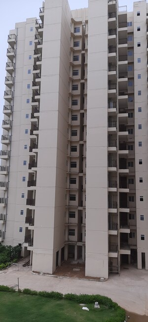 2 BHK Apartment – Exterior View View at Pivotal Paradise, Sector 62 - for Sale