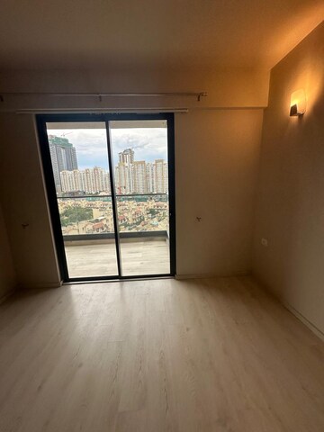 Room in 2 BHK Builder Floor at Shree Vardhman Mantra, Sector 67 – for Rent