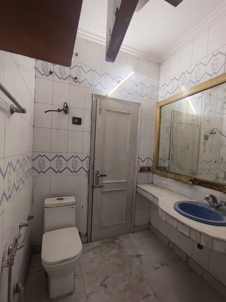 Kitchen, malviya nagar 3 Bedroom 1800 Sq.Ft. Builder Floor In Malviya Nagar Delhi 9268143