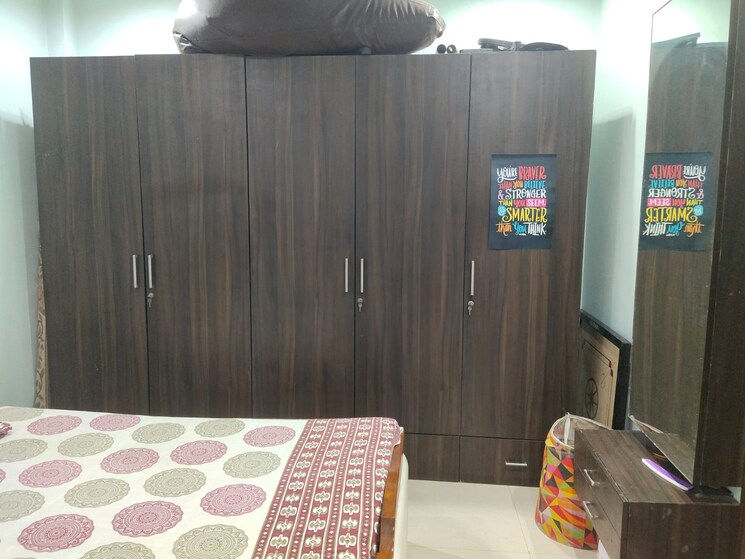Bedroom, kailash colony 3 Bedroom 1300 Sq.Ft. Builder Floor In Kailash Colony Delhi 9268158