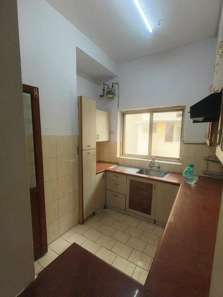 Kitchen, hauz khas 3 Bedroom 1500 Sq.Ft. Apartment In Hauz Khas Delhi 9268182