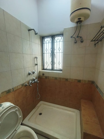 Bathroom in 3 BHK Apartment at Hauz Khas – for Sale