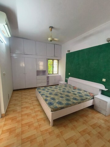 Bedroom in 3 BHK Apartment at Hauz Khas – for Sale