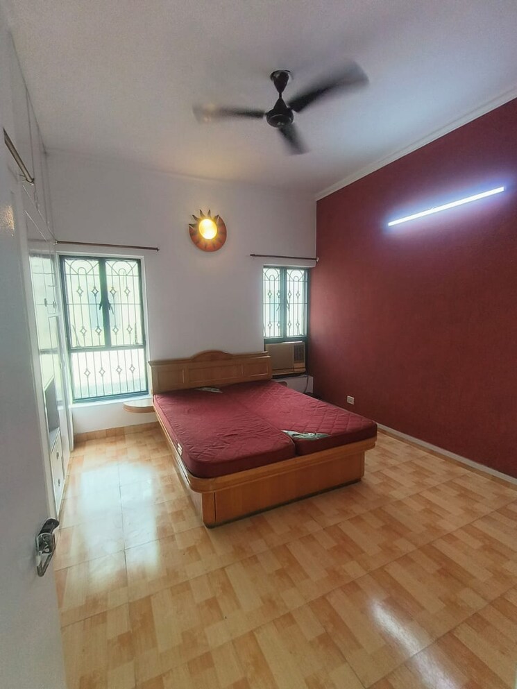 Bedroom, hauz khas 3 Bedroom 1500 Sq.Ft. Apartment In Hauz Khas Delhi 9268182
