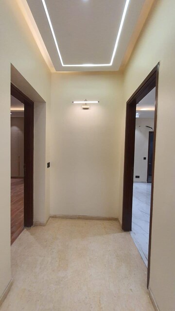Room in 3 BHK Builder Floor at Shivalik Colony – for Sale