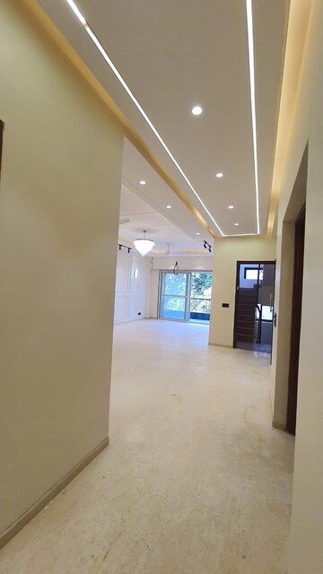 3 BHK Builder Floor For Sale in Shivalik Colony