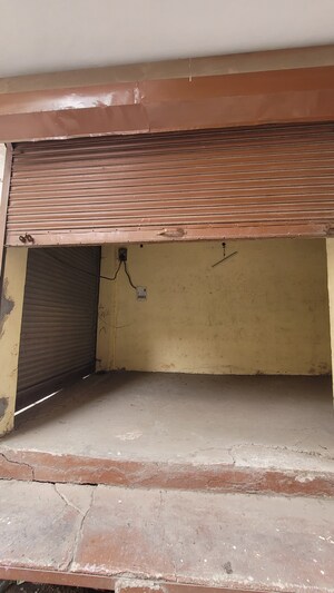 Common Area in  Shop at Janta Apartment, Dilshad Garden – for Rent