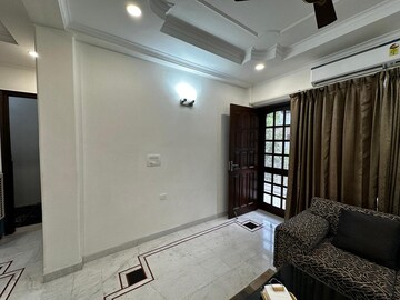 Bedroom in 1 RK Builder Floor at Suncity Township Gurgaon, Sector 54 – for Rent