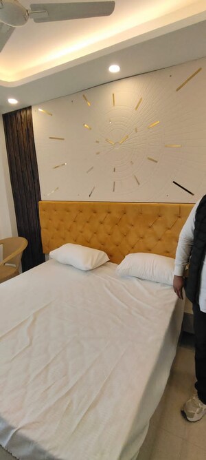 Bedroom in 1 RK Builder Floor at Suncity Township Gurgaon, Sector 54 – for Rent