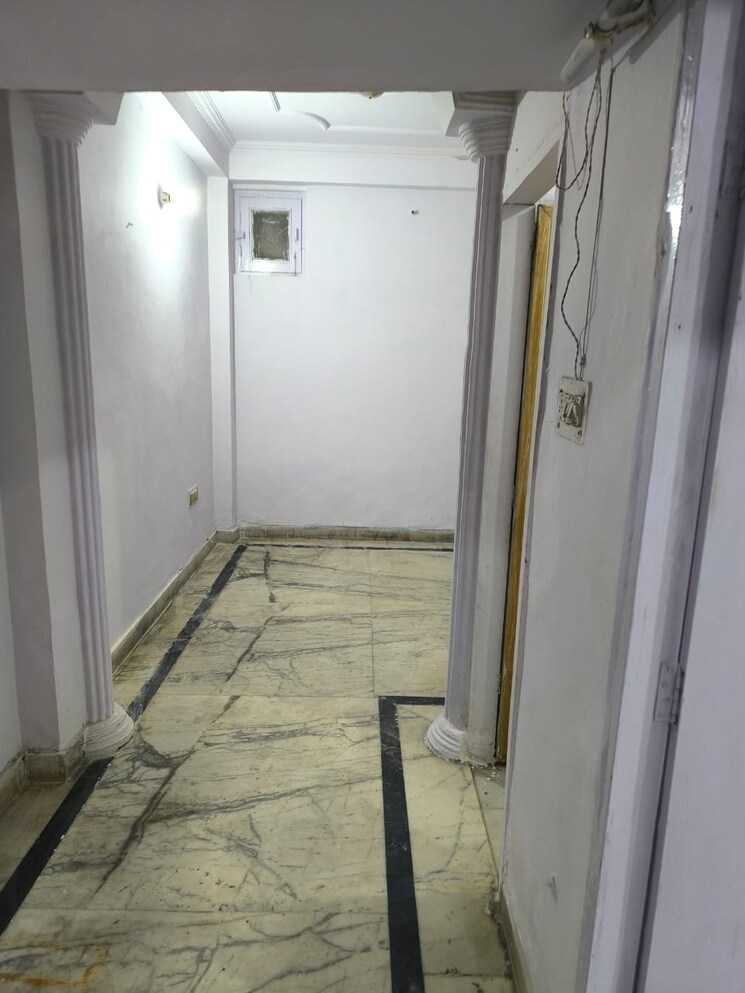 undefined, dilshad colony 1 Bedroom 450 Sq.Ft. Builder Floor In Dilshad Colony Delhi 9268264