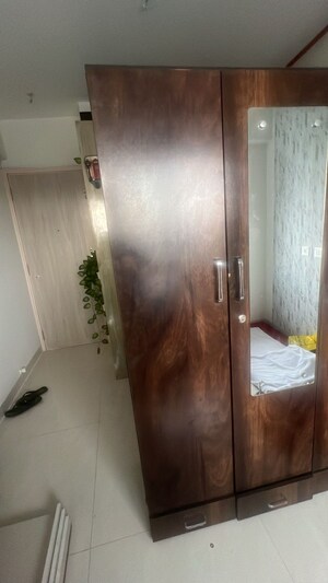 Furnished Amenities in 1 BHK Apartment at Shivalik Bandra North Gulmohar Avenue, Bandra East – for Rent