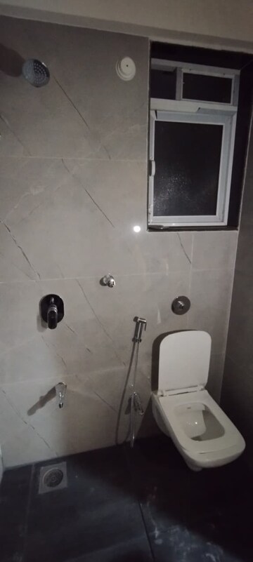 Master Bedroom in 2 BHK Apartment at Mhada Building Vikhroli East, Vikhroli East – for Rent