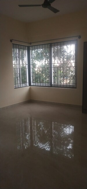 Room in 4 BHK Builder Floor at Jp Nagar Phase 1 – for Rent