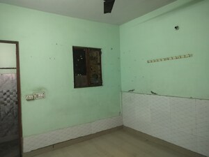 1 RK Apartment For Rent in Katwaria Sarai