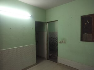 Room in 1 RK Apartment at Katwaria Sarai – for Rent