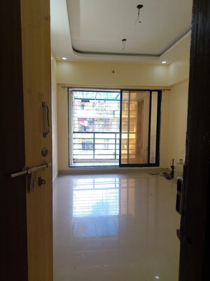 1 BHK Apartment For Rent in Navkar Building, Nalasopara West