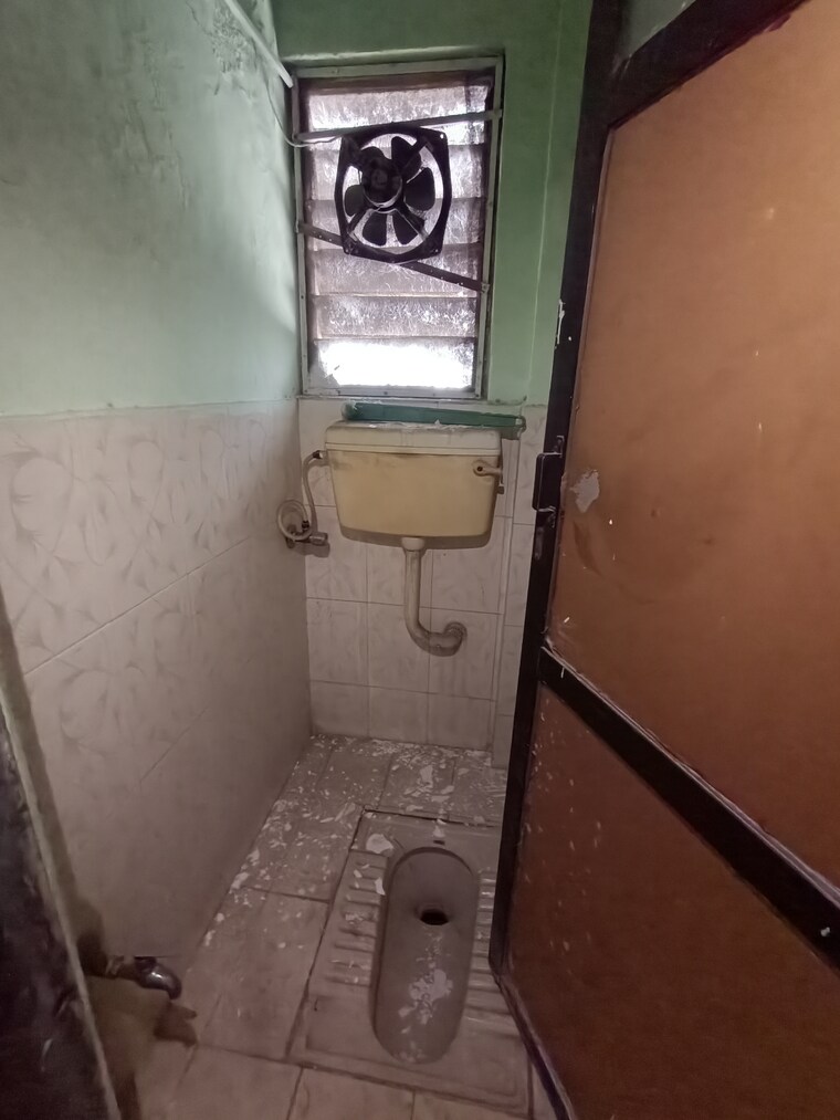 Bathroom, dombivli west 1 Bedroom 640 Sq.Ft. Apartment In Dombivli West Thane 9268380