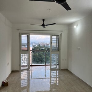 Room in 2 BHK Apartment at Tirupati Regalia Phase 2, Dhanori – for Rent