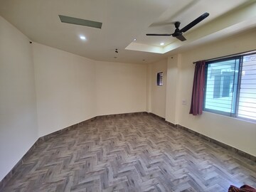 Bedroom in 3 BHK Apartment at Matigara – for Rent
