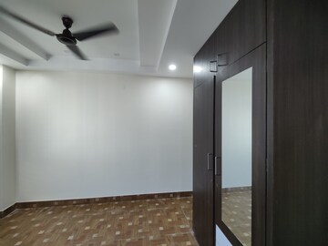Room in 3 BHK Apartment at Matigara – for Rent