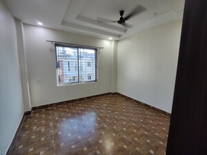 Room in 3 BHK Apartment at Matigara – for Rent