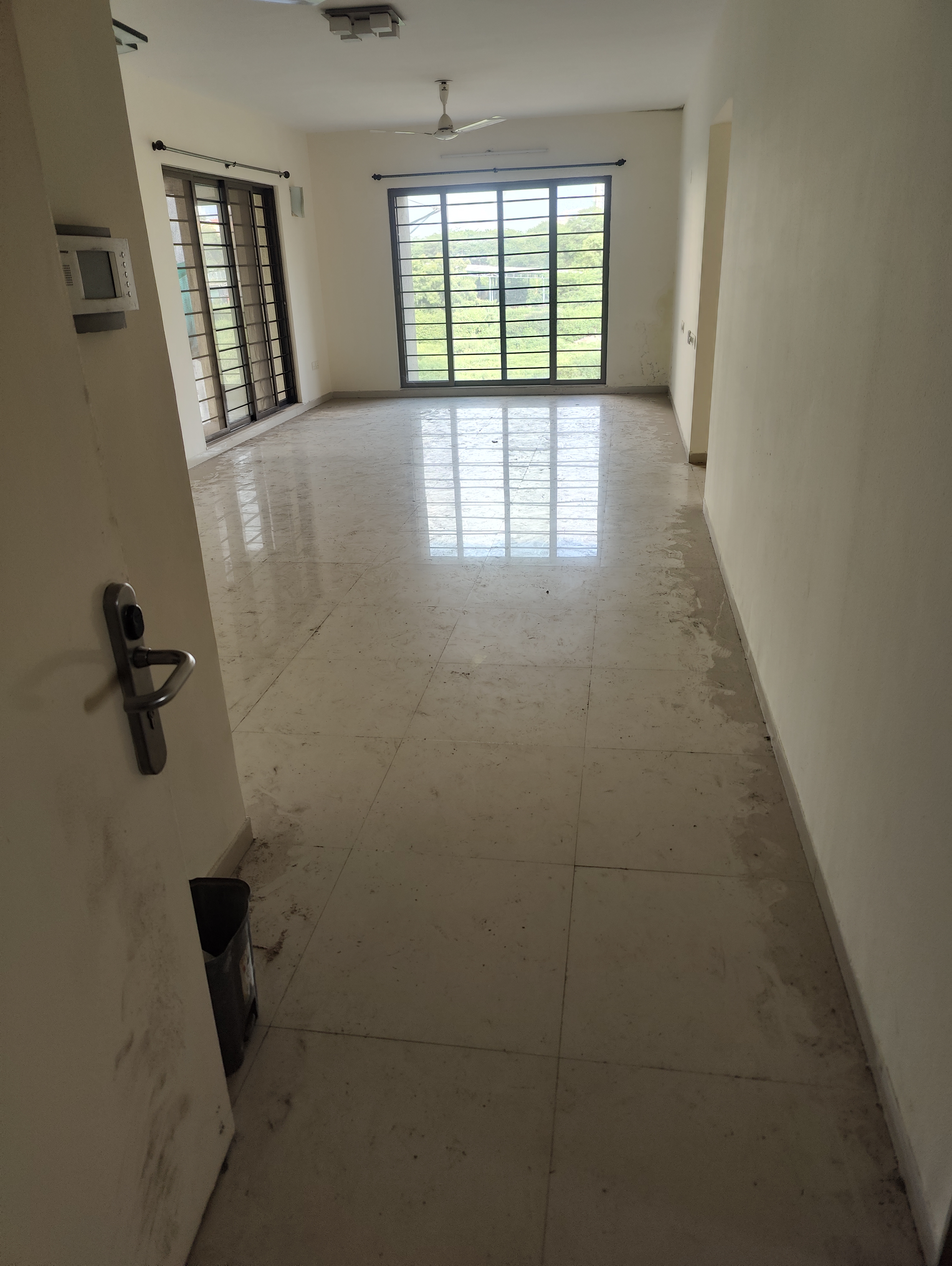 3 BHK 1600 Sq.Ft. Apartment in Kool Homes Solitaire