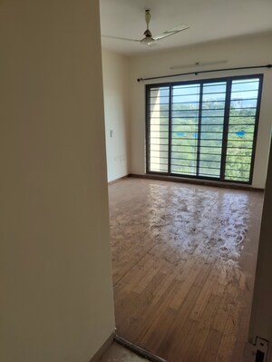 Master Bedroom in 3 BHK Apartment at Kool Homes Solitaire, Kondhwa – for Sale