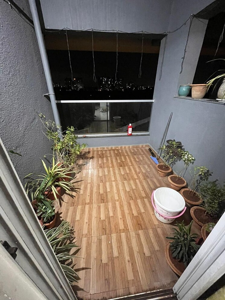 Balcony, gini-belvista-phase-1 2.5 Bedroom 1100 Sq.Ft. Apartment In Dhanori Pune 9267832