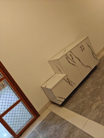 Room in 3 BHK Apartment at Aparna Sarovar Zenith, Nallagandla – for Rent