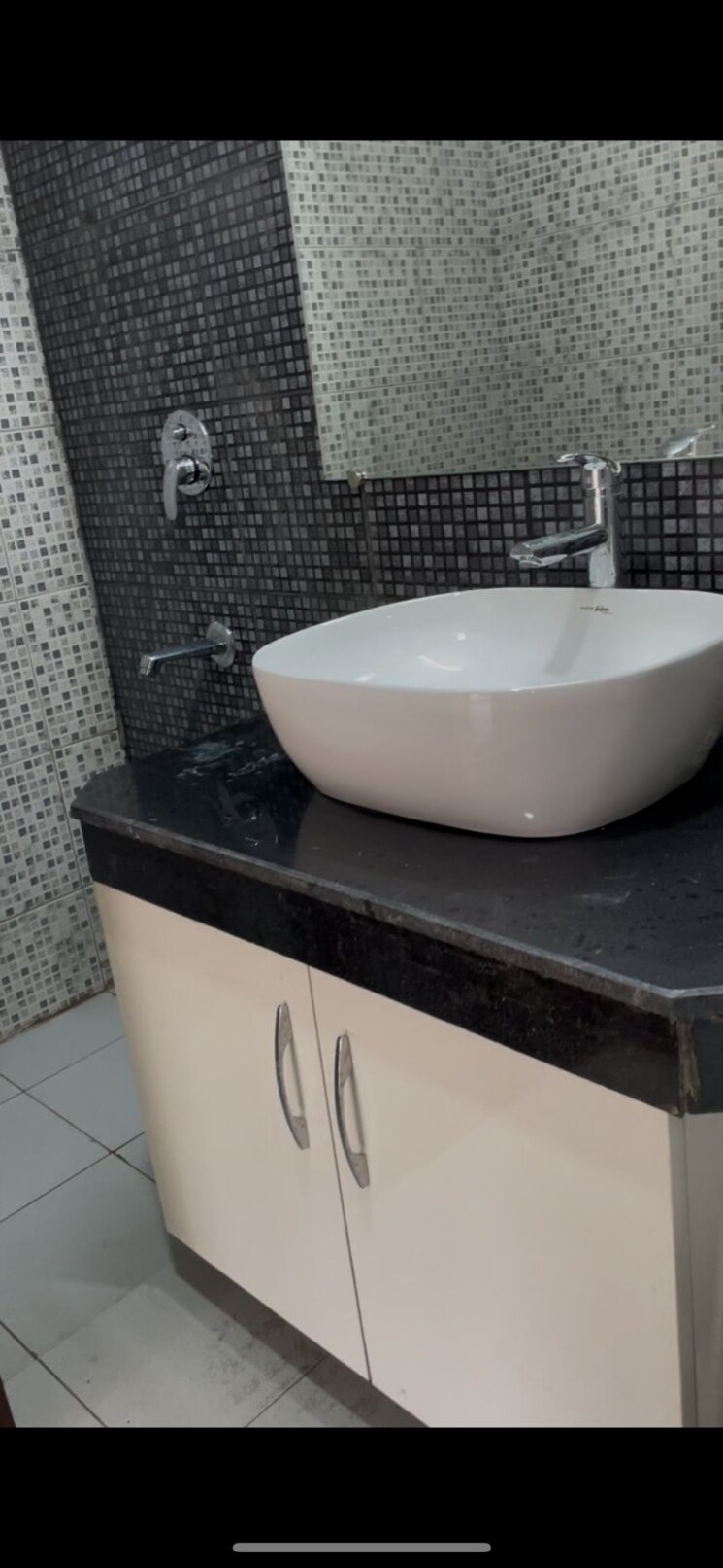 Bathroom, gardenia-gateway 3 Bedroom 1785 Sq.Ft. Apartment In Sector 75 Noida 9268463