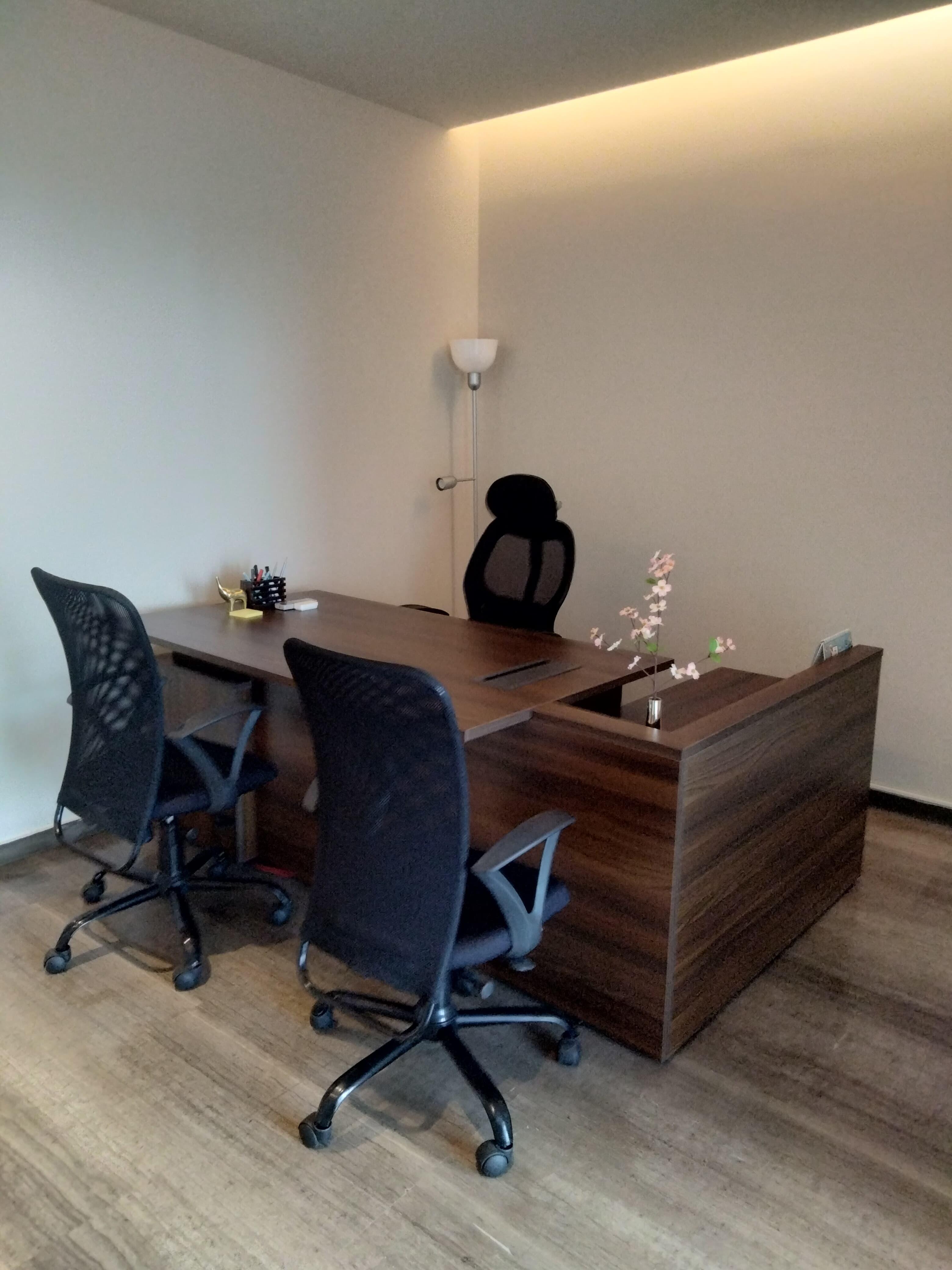 4 BHK + Servant Room Apartment For Rent in Lodha The World Towers World One Tier 2