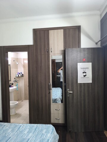 Furnished Amenities in 3 BHK Apartment at Gardenia Gateway, Sector 75 – for Rent