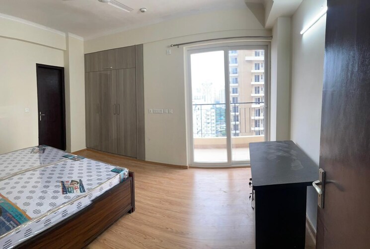 Living Room, amrapali-crystal-homes 3 Bedroom 1700 Sq.Ft. Apartment In Sector 76 Noida 9268495