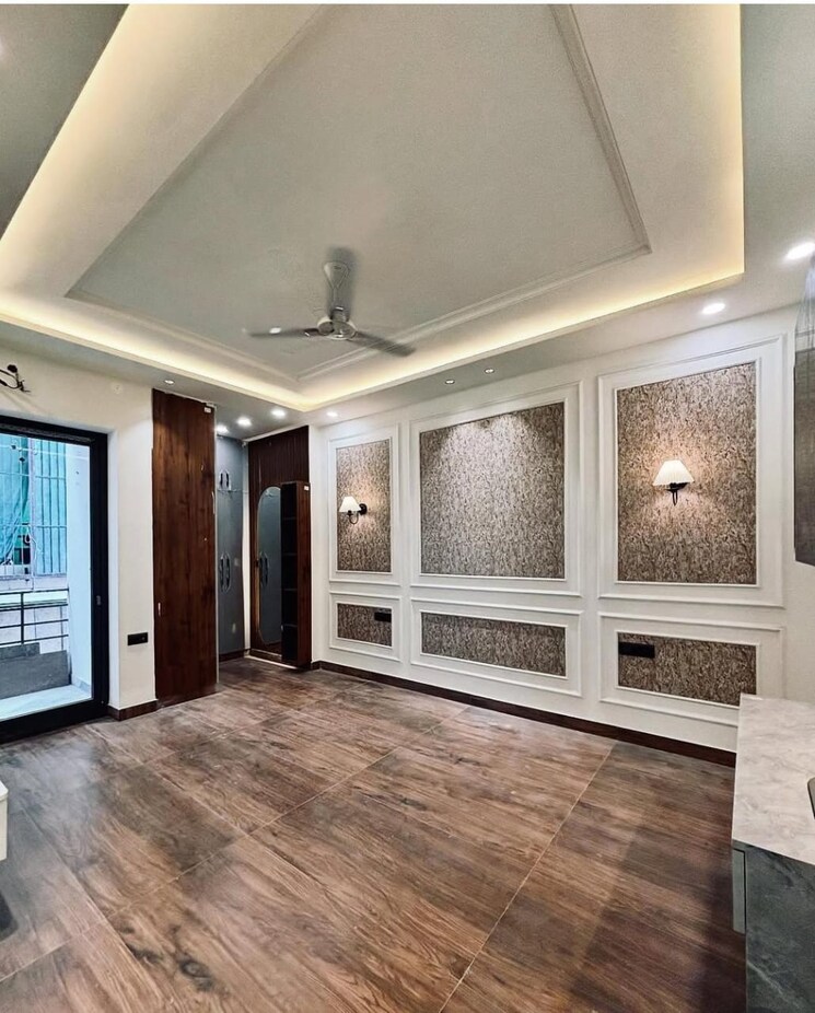 Room, puri-aman-vilas 3 Bedroom 250 Sq.Yd. Builder Floor In Sector 89 Faridabad 9268512