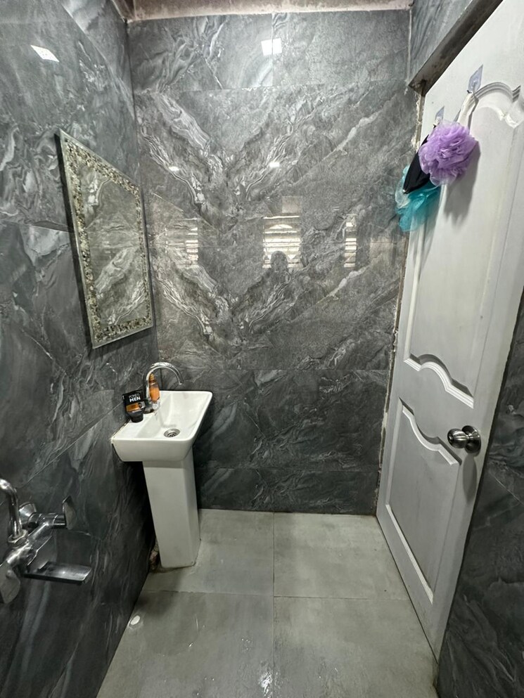 Bathroom, avalon-elysium-chs-ltd 2 Bedroom 1205 Sq.Ft. Apartment In Wakad Pune 9268511