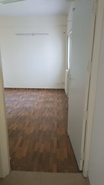 Room in 3 BHK Apartment at Gardenia Gateway, Sector 75 – for Rent