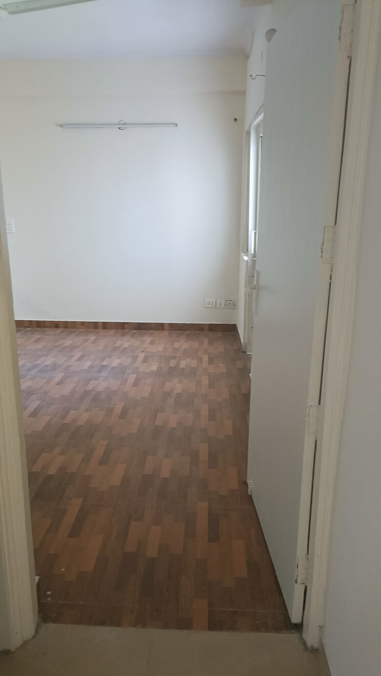 Room, gardenia-gateway 3 Bedroom 1700 Sq.Ft. Apartment In Sector 75 Noida 9268525