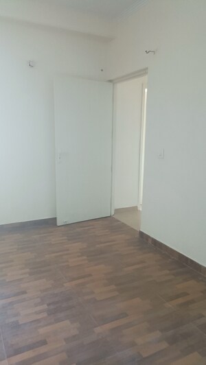 Room in 3 BHK Apartment at Gardenia Gateway, Sector 75 – for Rent