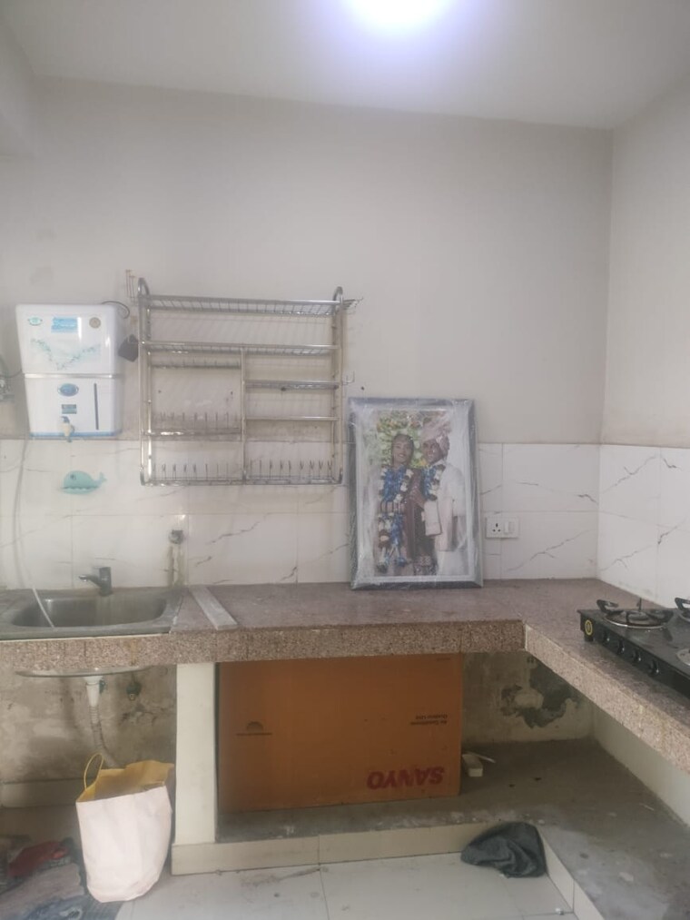 Kitchen, gardenia-golf-city 3 Bedroom 1550 Sq.Ft. Apartment In Sector 75 Noida 9268544