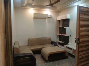 3 BHK Builder Floor For Rent in Model Town