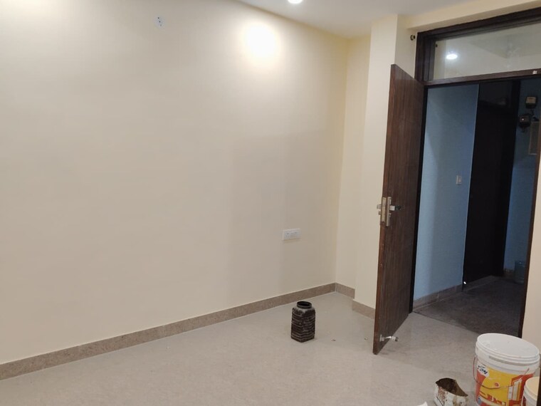 Room, chattarpur 1 Bedroom 450 Sq.Ft. Builder Floor In Chattarpur Delhi 9268577