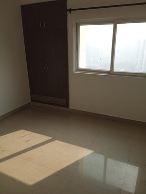 2 BHK Apartment For Rent in Amrapali Princely Estate, Sector 76